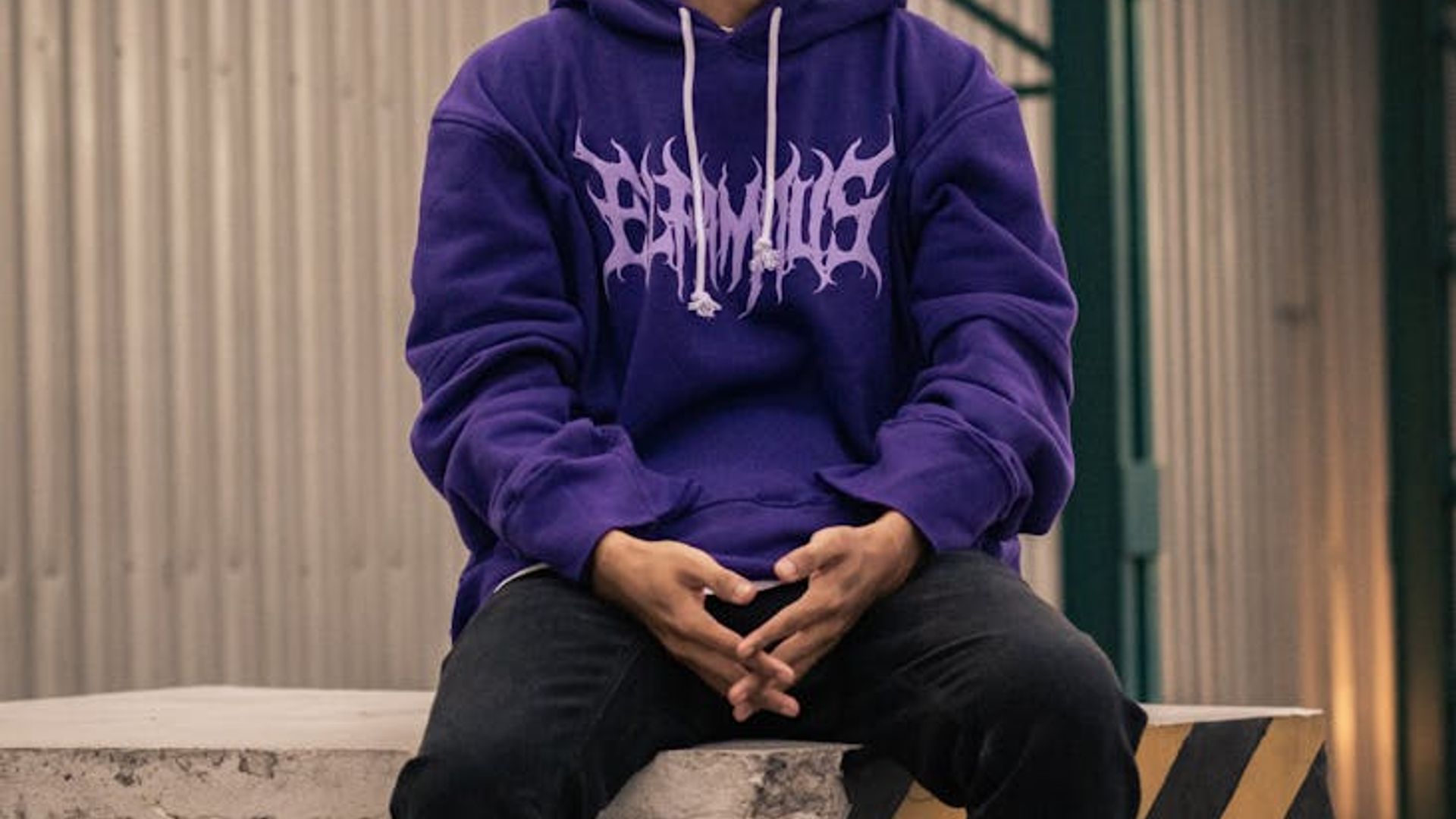 Abstract background with soft violet light waves.